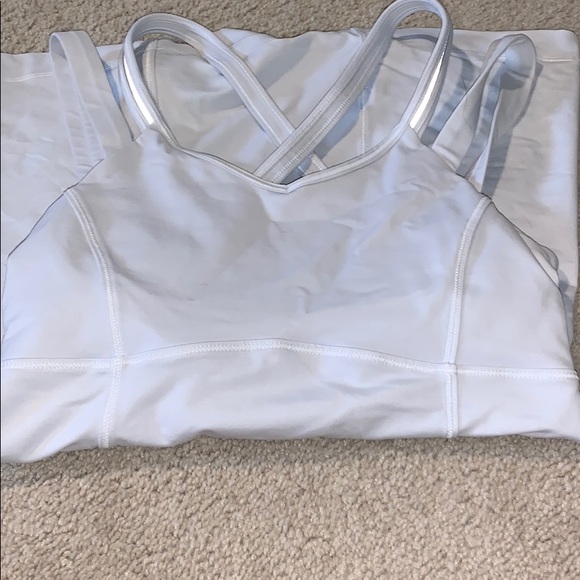 White Lululemon tank top - Picture 4 of 4